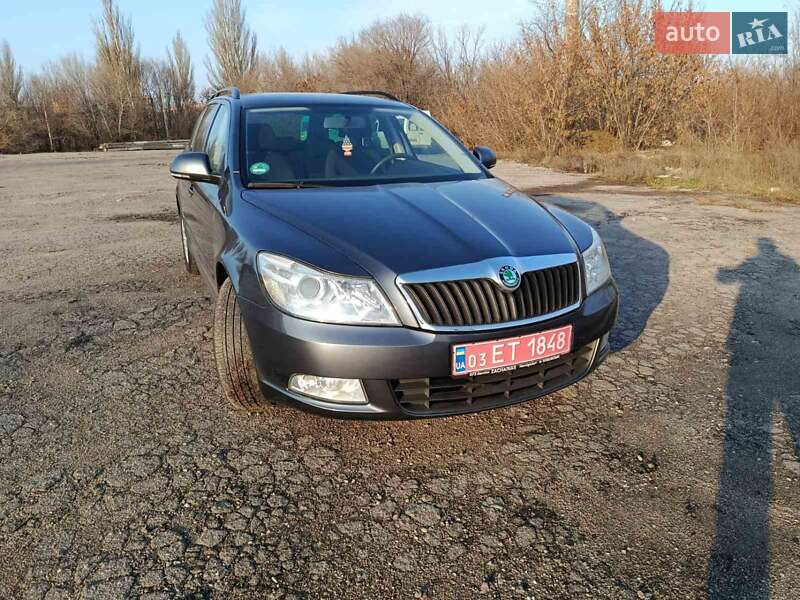 Универсал Skoda Octavia 2010 в Днепре