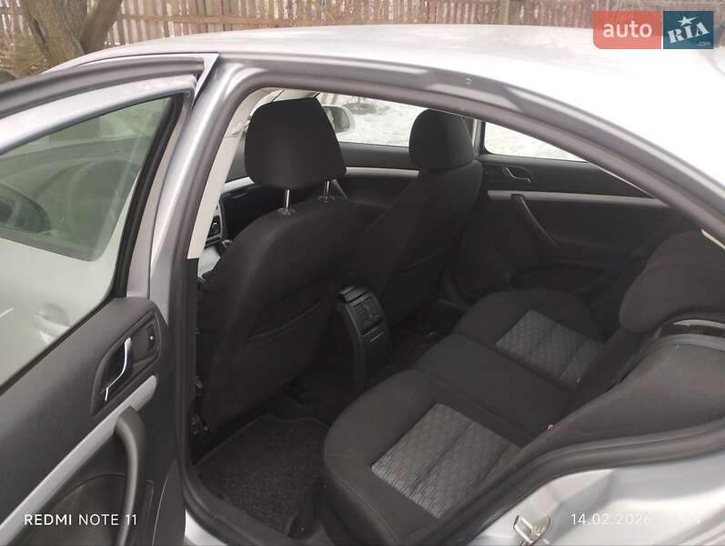 Лифтбек Skoda Octavia 2009 в Конотопе