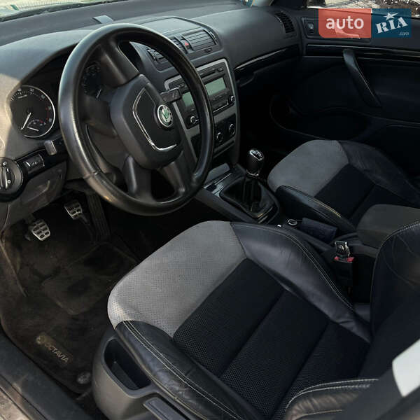 Лифтбек Skoda Octavia 2012 в Калиновке фото 6 Лифтбек Skoda Octavia 2012 в Калиновке