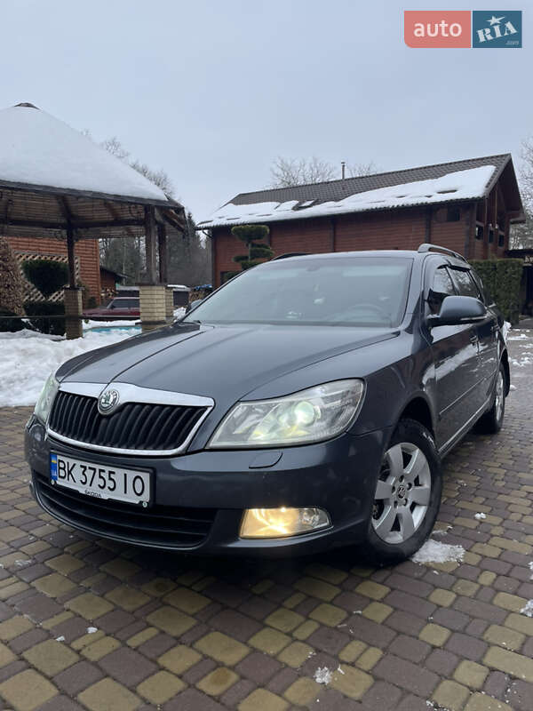 Универсал Skoda Octavia 2009 в Сарнах фото Универсал Skoda Octavia 2009 в Сарнах