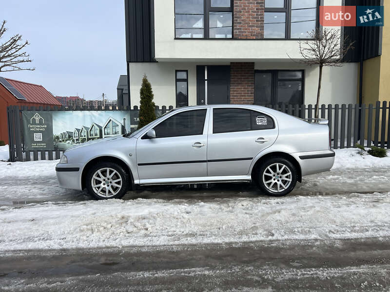 Лифтбек Skoda Octavia 2010 в Киеве фото 2 Лифтбек Skoda Octavia 2010 в Киеве