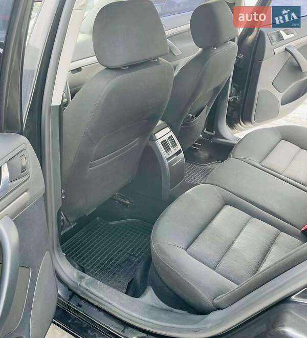 Лифтбек Skoda Octavia 2006 в Черновцах