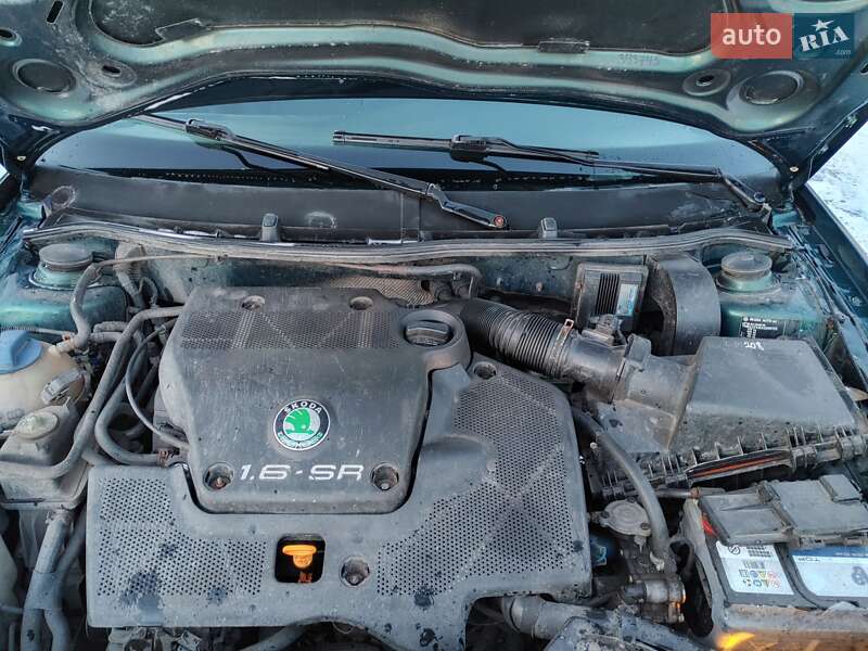 Лифтбек Skoda Octavia 1999 в Шептицькому