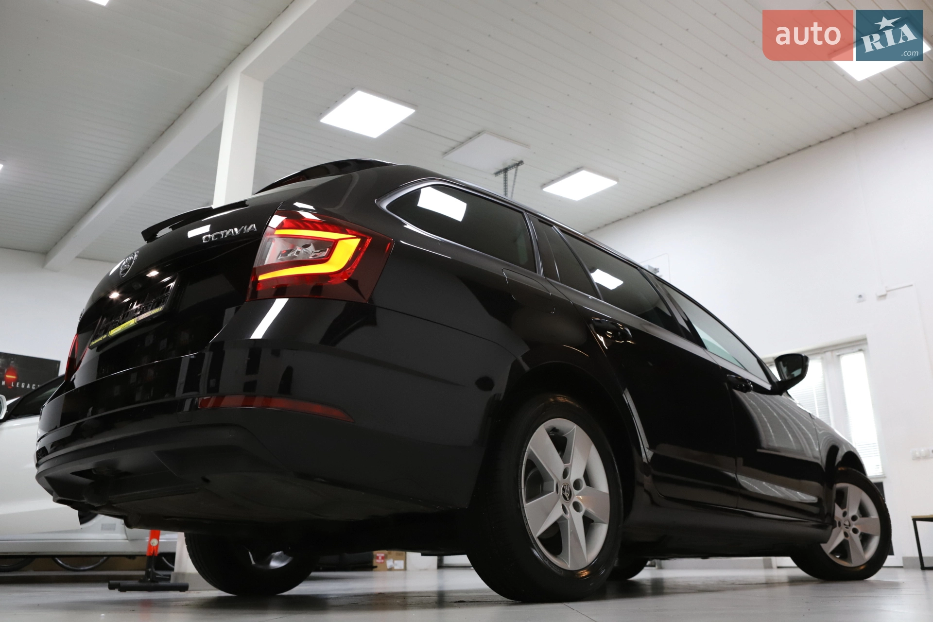2018 Skoda Octavia - мініатюра 42