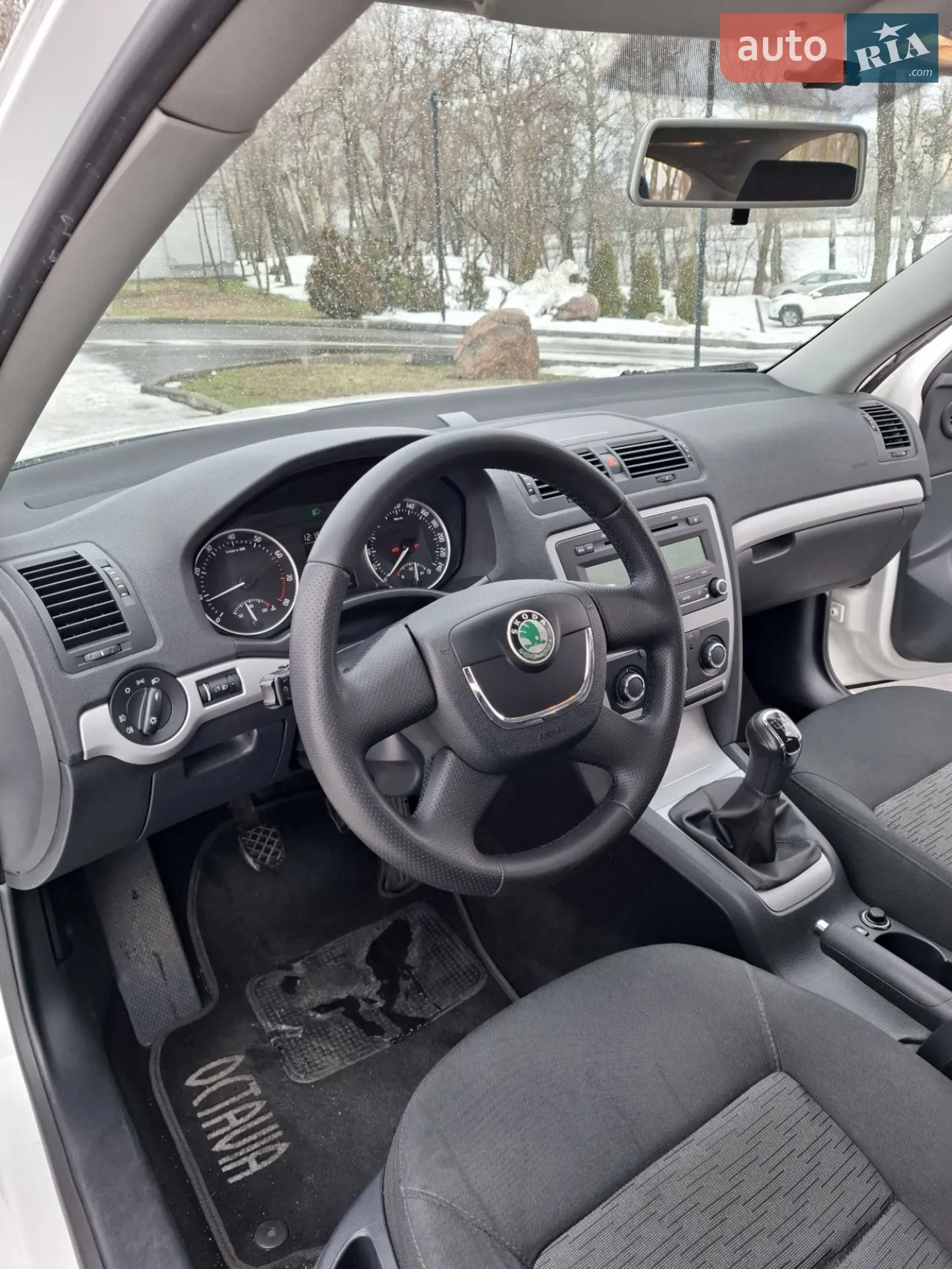 2011 Skoda Octavia - мініатюра 14