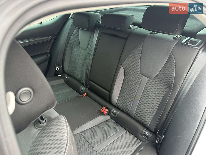 Лифтбек Skoda Octavia 2020 в Кривом Роге