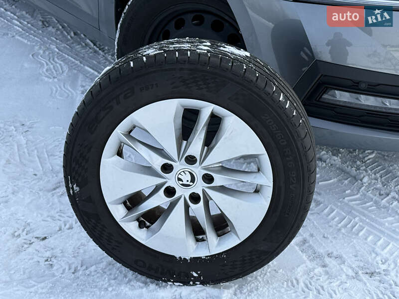 Лифтбек Skoda Octavia 2022 в Стрые фото 48 Лифтбек Skoda Octavia 2022 в Стрые