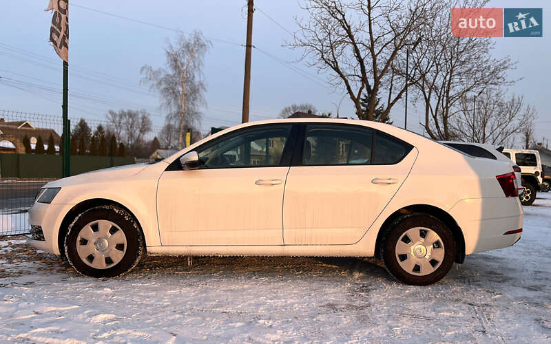 Лифтбек Skoda Octavia 2019 в Коломые фото 4 Лифтбек Skoda Octavia 2019 в Коломые