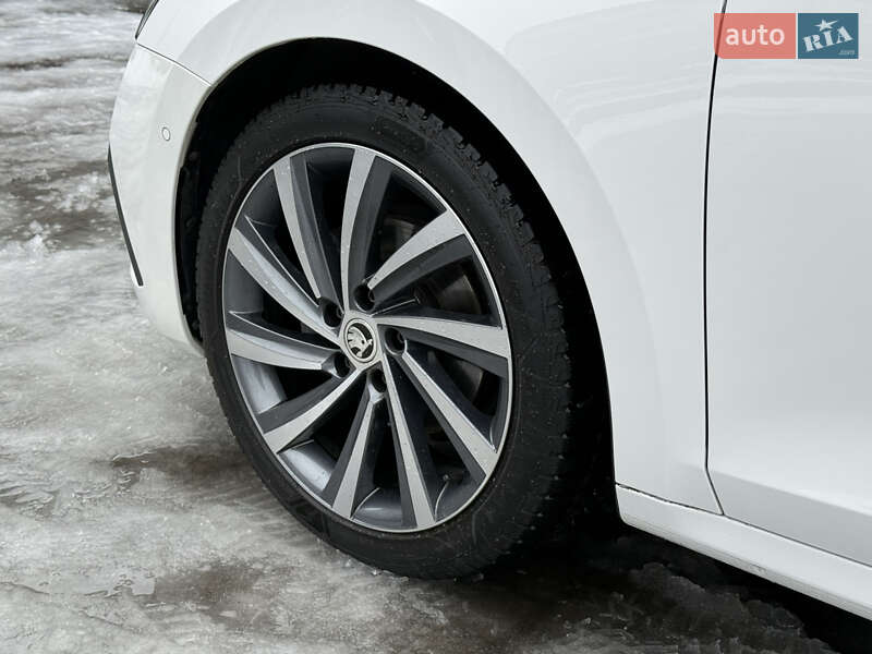 Лифтбек Skoda Octavia 2020 в Луцке