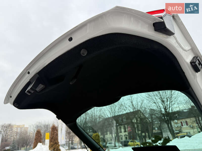 Лифтбек Skoda Octavia 2020 в Луцке