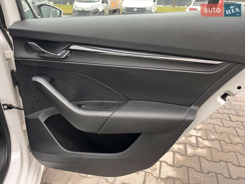 Лифтбек Skoda Octavia 2021 в Житомире