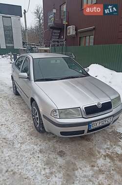 Лифтбек Skoda Octavia 2003 в Хмельницком