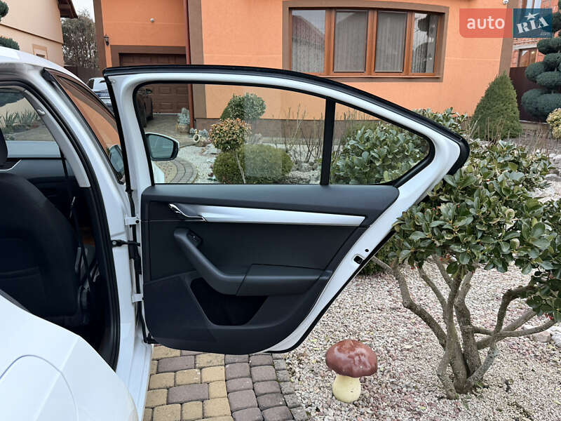 Лифтбек Skoda Octavia 2018 в Мукачево фото 18 Лифтбек Skoda Octavia 2018 в Мукачево