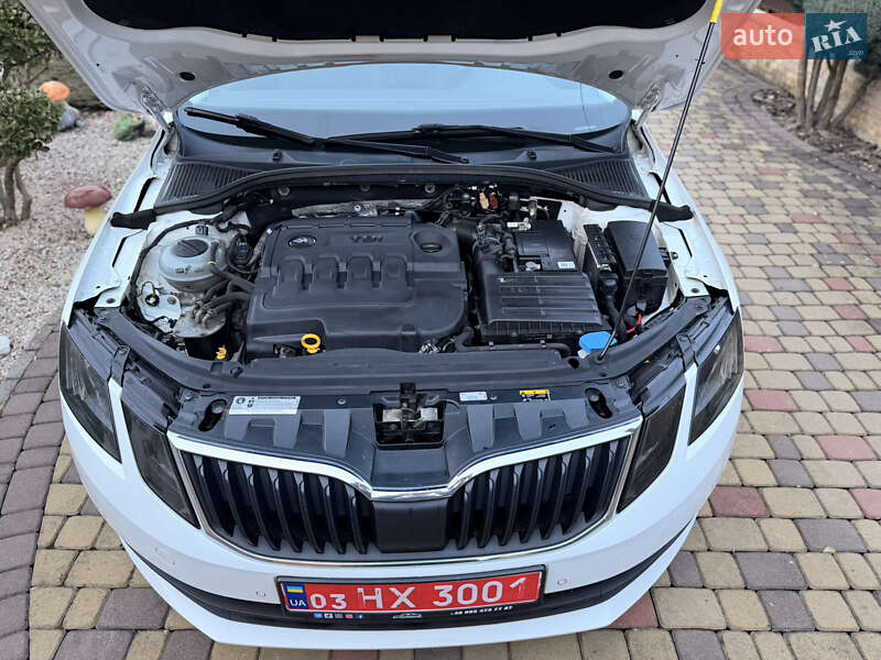 Лифтбек Skoda Octavia 2018 в Мукачево фото 36 Лифтбек Skoda Octavia 2018 в Мукачево