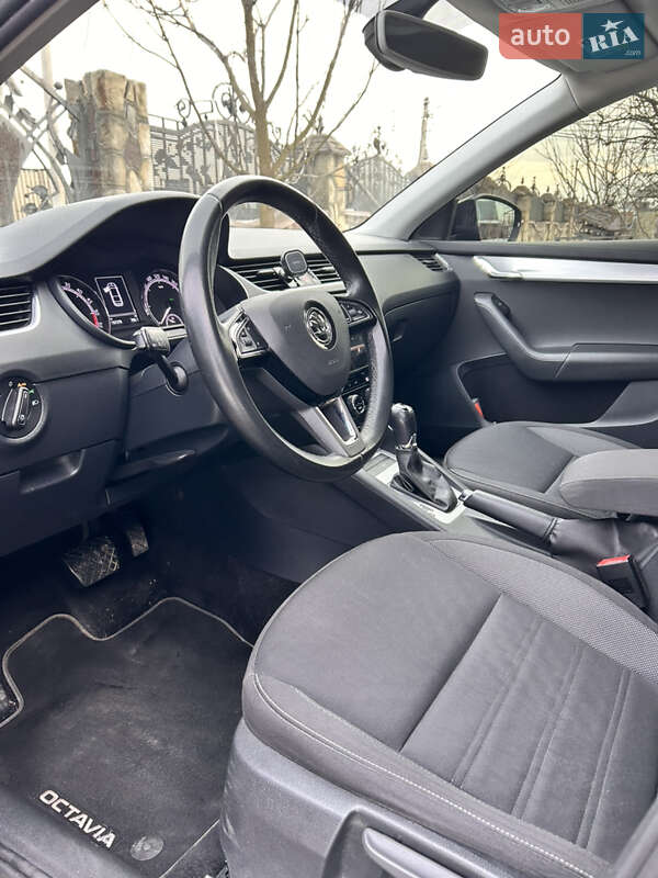 Лифтбек Skoda Octavia 2019 в Ивано-Франковске