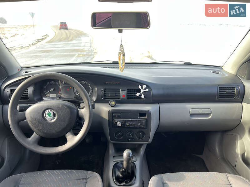 Лифтбек Skoda Octavia 2002 в Стрые фото 13 Лифтбек Skoda Octavia 2002 в Стрые
