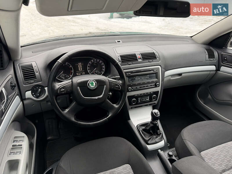Универсал Skoda Octavia 2011 в Киеве фото 31 Универсал Skoda Octavia 2011 в Киеве