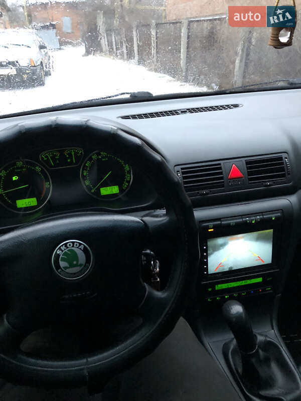 Ліфтбек Skoda Octavia 2004 в Диканьці