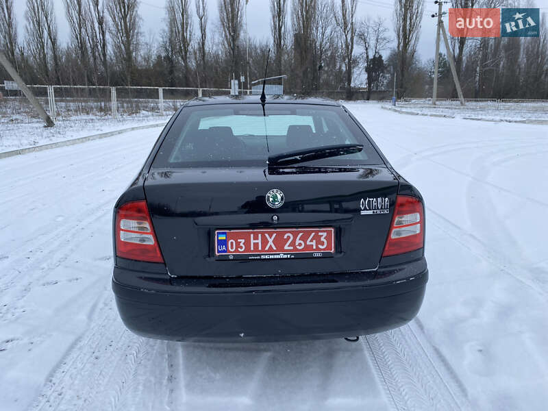 Лифтбек Skoda Octavia 2005 в Ахтырке