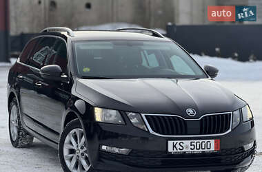 Універсал Skoda Octavia 2019 в Дубні