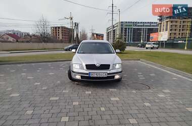 Ліфтбек Skoda Octavia 2005 в Ужгороді