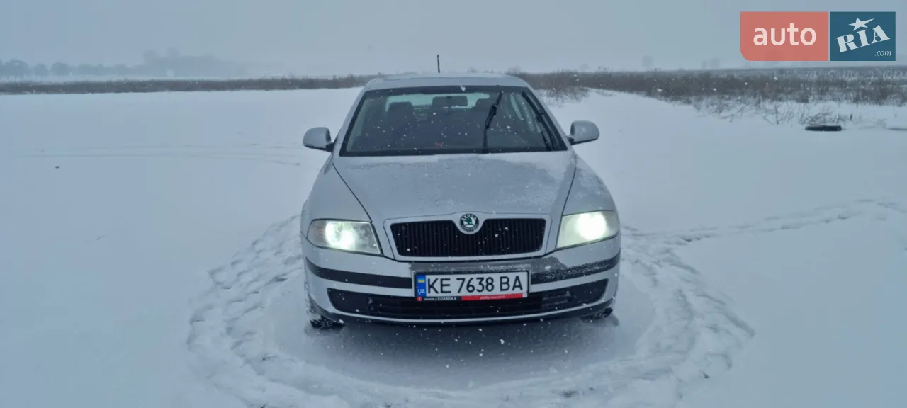 2010 Skoda Octavia - мініатюра 52