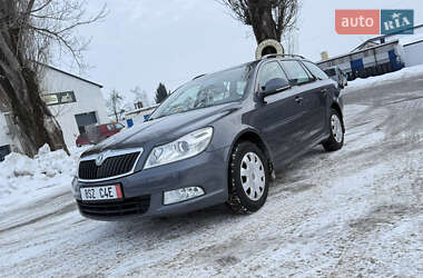 Універсал Skoda Octavia 2011 в Чемерівцях