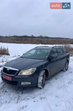 Універсал Skoda Octavia 2010 в Луцьку
