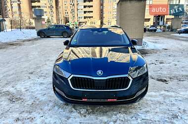 Универсал Skoda Octavia 2021 в Киеве