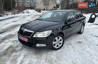 Лифтбек Skoda Octavia 2009 в Луцке