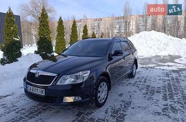Універсал Skoda Octavia 2012 в Черкасах
