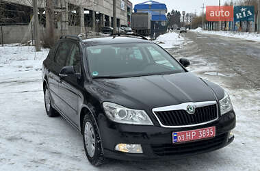 Універсал Skoda Octavia 2010 в Луцьку