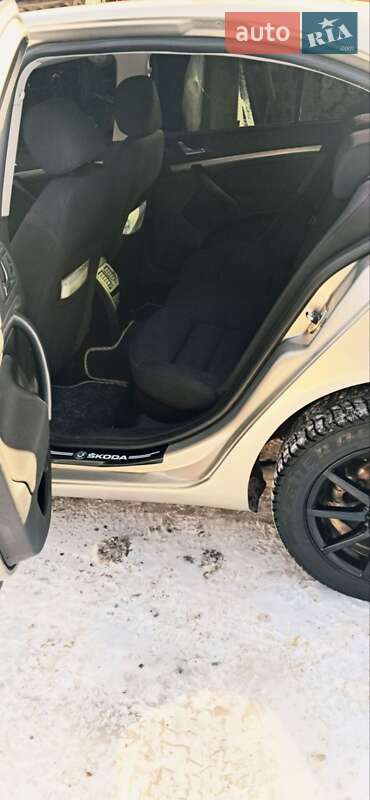 Лифтбек Skoda Octavia 2005 в Золочеве фото 16 Лифтбек Skoda Octavia 2005 в Золочеве