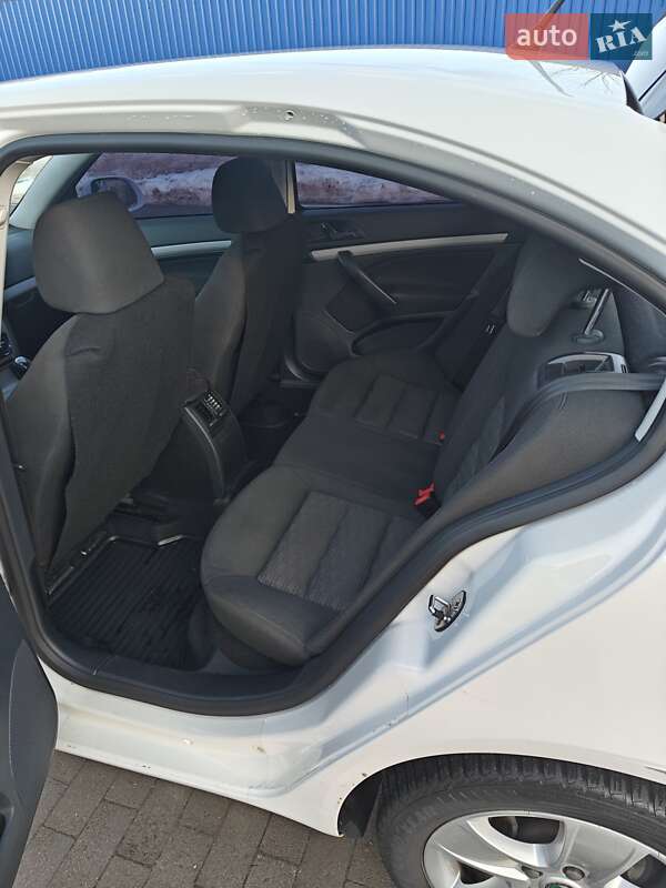 Лифтбек Skoda Octavia 2012 в Калуше