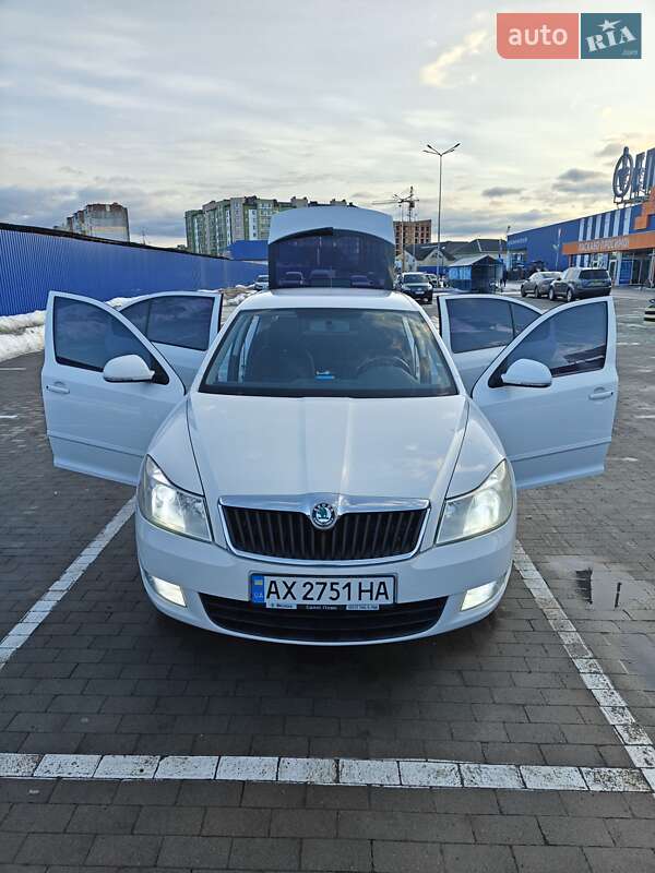 Лифтбек Skoda Octavia 2012 в Калуше