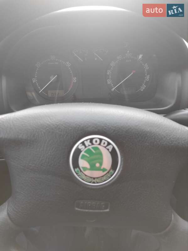 Лифтбек Skoda Octavia 2001 в Мостиске