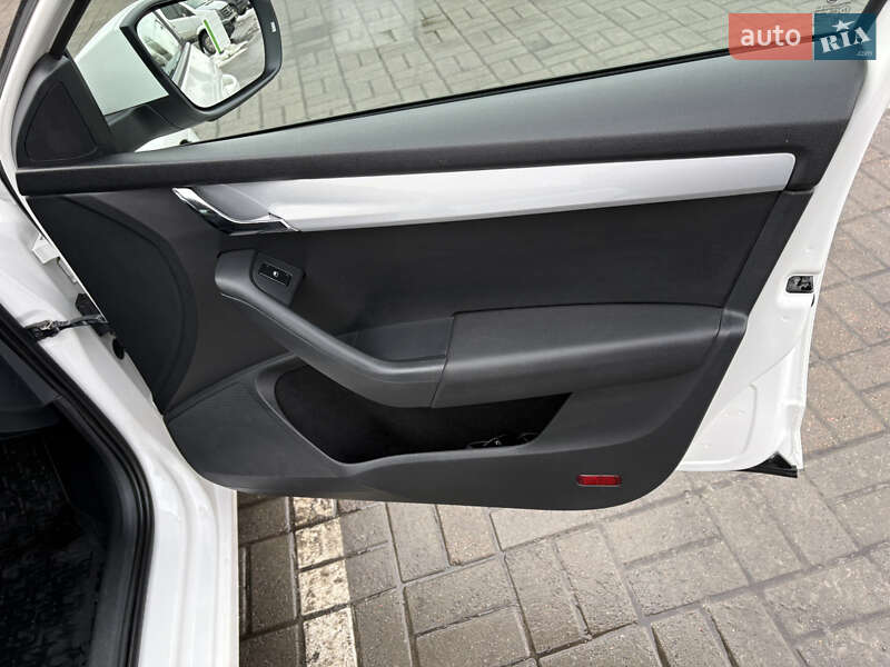 Універсал Skoda Octavia 2014 в Кременчуці