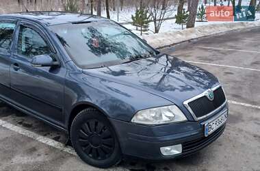 Лифтбек Skoda Octavia 2004 в Черкассах