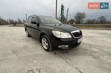 Универсал Skoda Octavia 2010 в Новом Буге