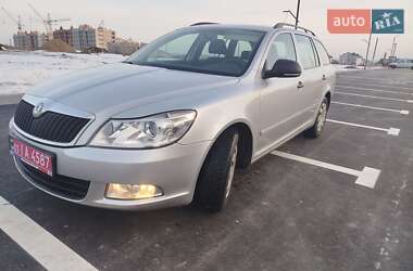 Универсал Skoda Octavia 2010 в Ровно