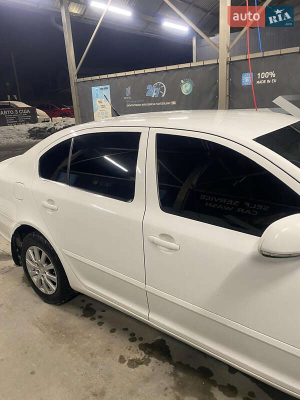 Лифтбек Skoda Octavia 2012 в Львове фото 2 Лифтбек Skoda Octavia 2012 в Львове