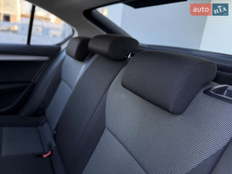 Лифтбек Skoda Octavia 2016 в Иршаве