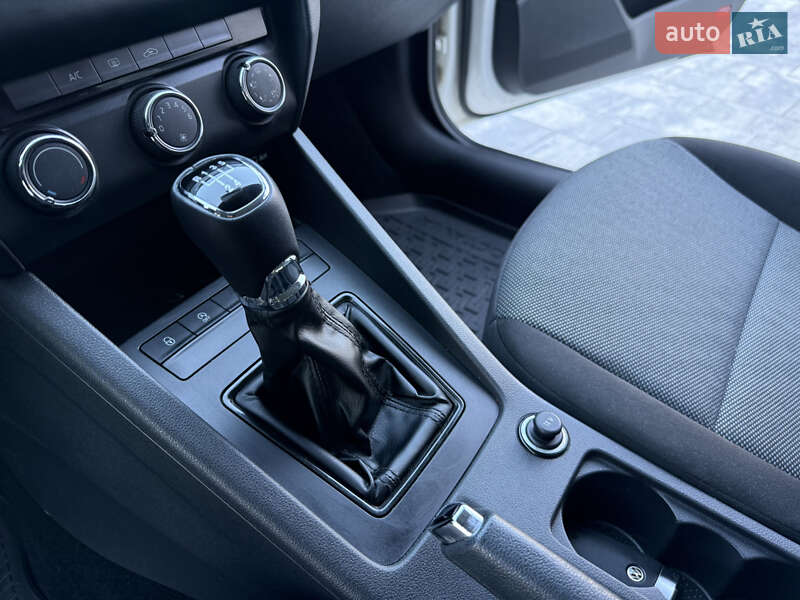 Лифтбек Skoda Octavia 2016 в Иршаве