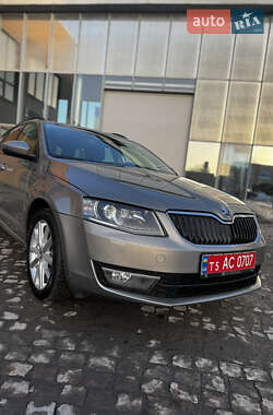 Універсал Skoda Octavia 2014 в Луцьку