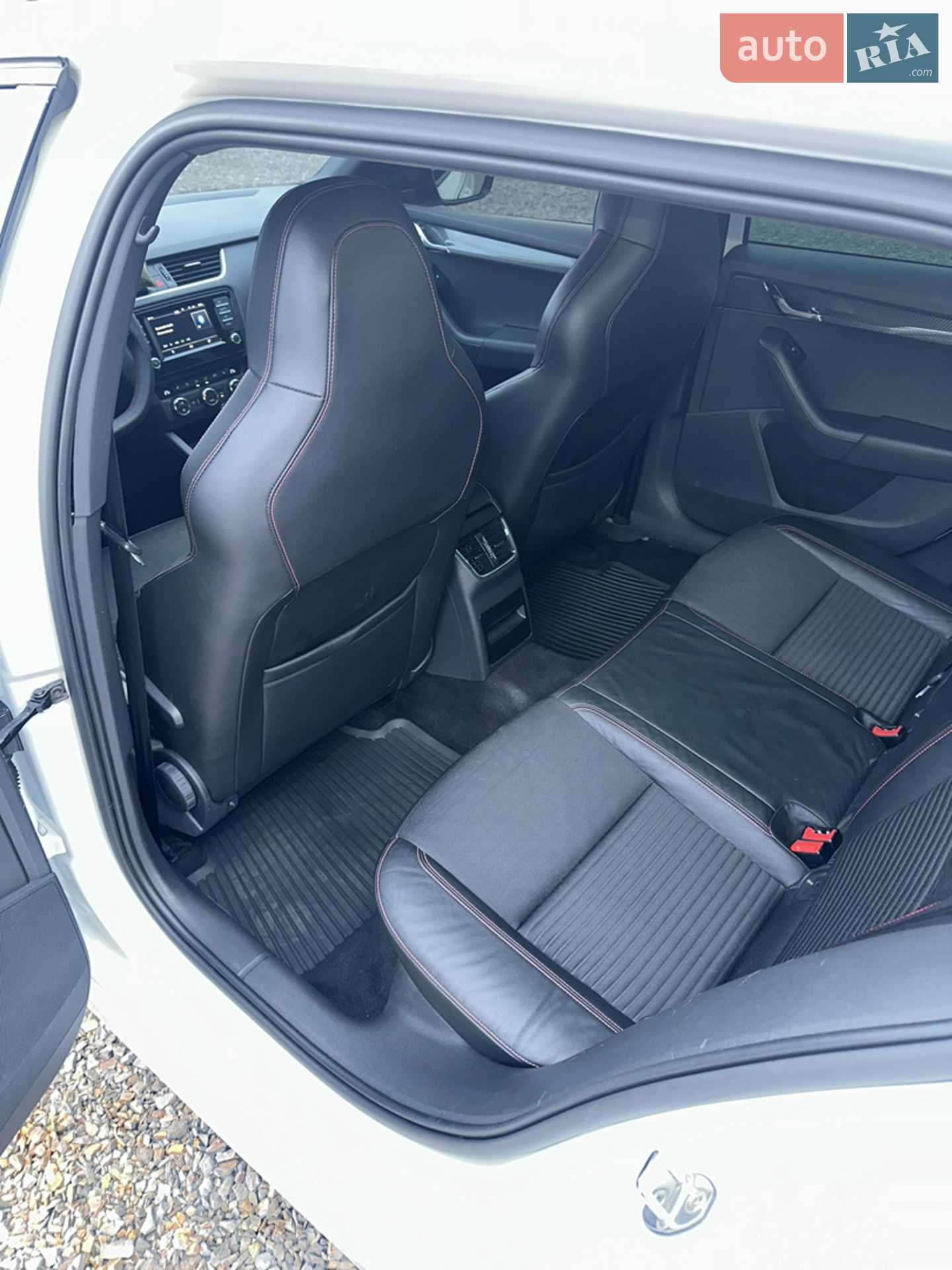 2016 Skoda Octavia - мініатюра 33