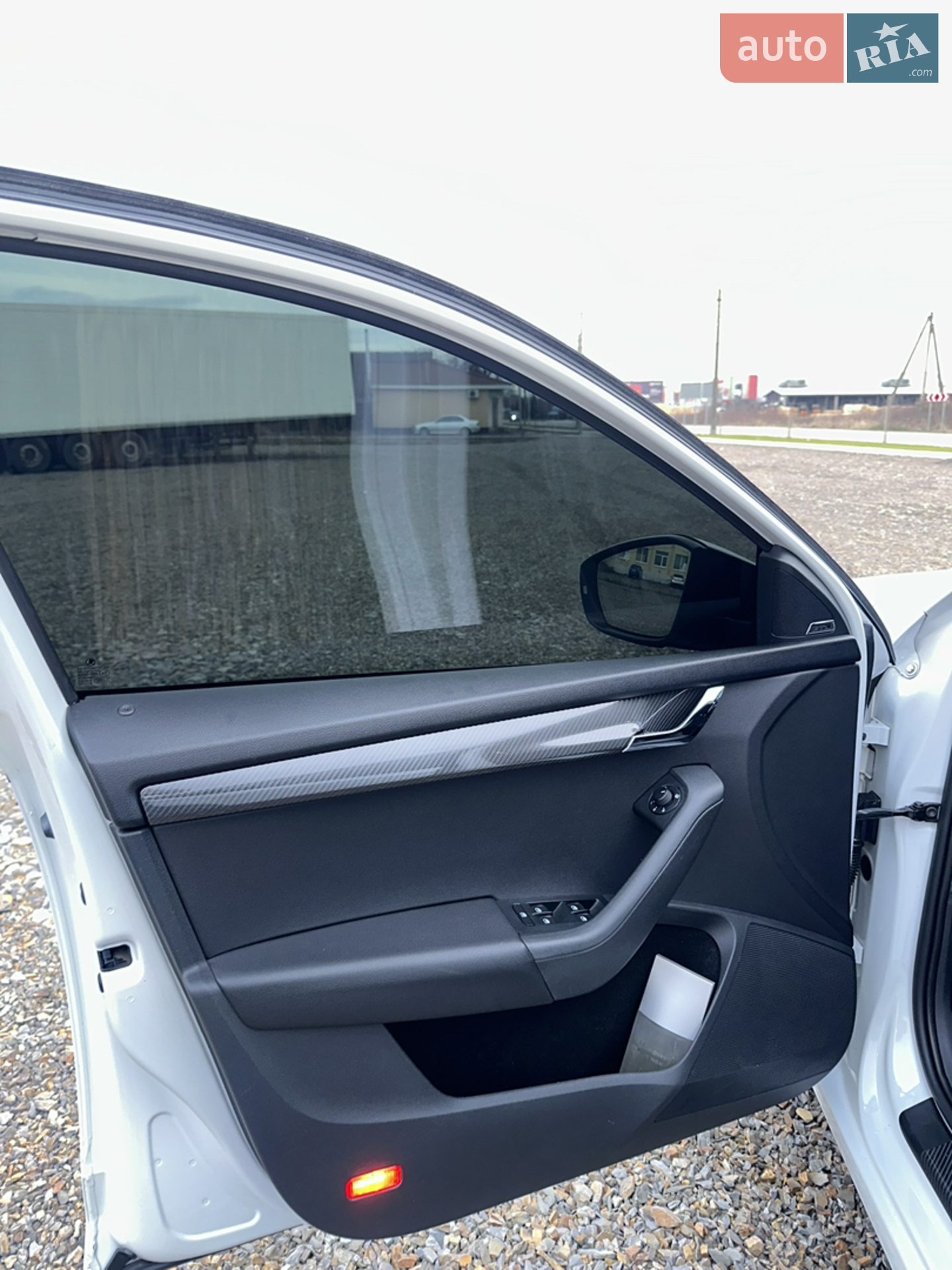 2016 Skoda Octavia - мініатюра 36