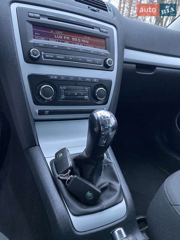 Универсал Skoda Octavia 2010 в Полтаве фото 12 Универсал Skoda Octavia 2010 в Полтаве