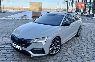 Универсал Skoda Octavia 2021 в Киеве
