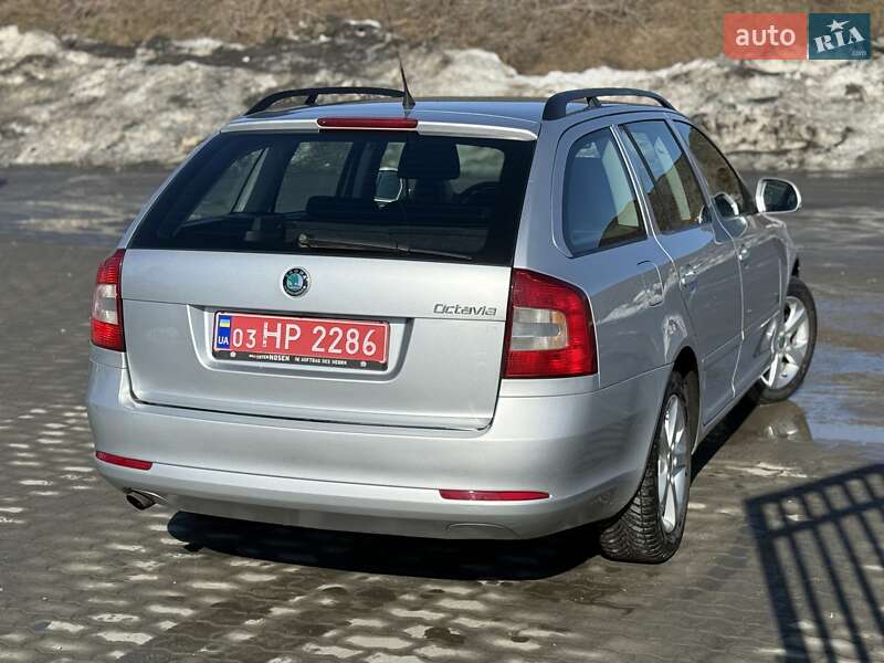 Универсал Skoda Octavia 2012 в Сарнах