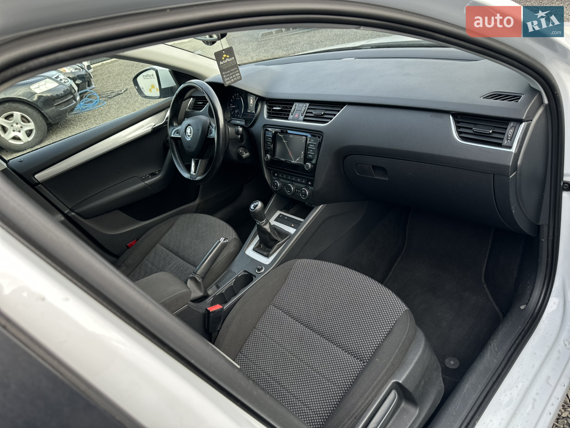 2016 Skoda Octavia - мініатюра 66